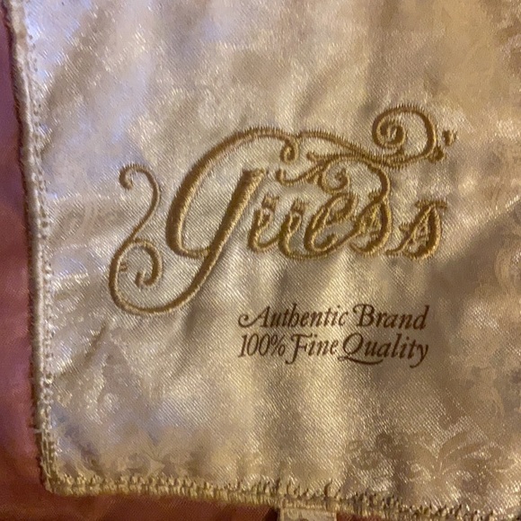 GUESS PINK PUFFER - Picture 4 of 9